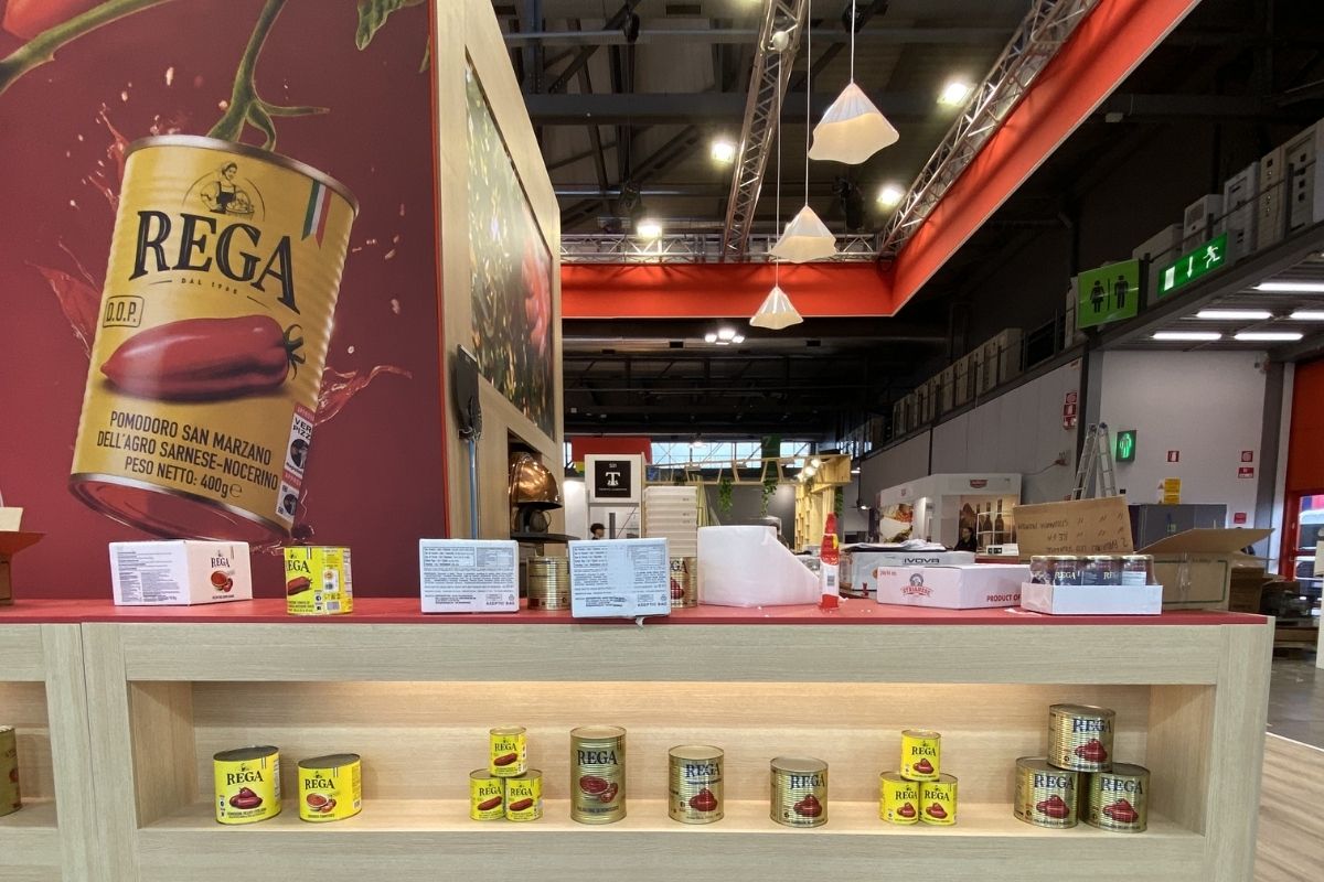 Stand realizzati da Work in Progress per i clienti presenti al TUTTOFOOD Milano